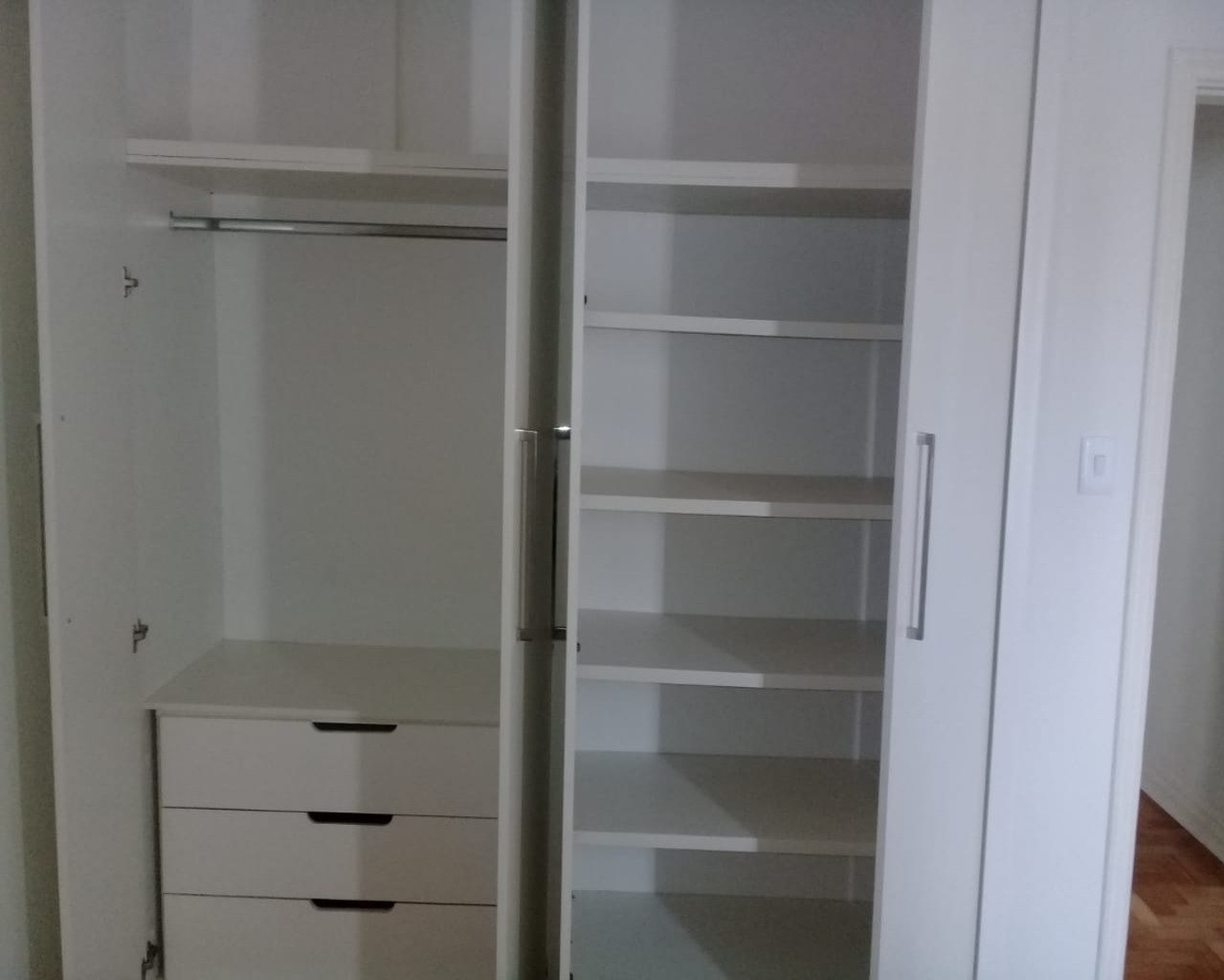 Apartamento para alugar com 3 quartos, 130m² - Foto 9