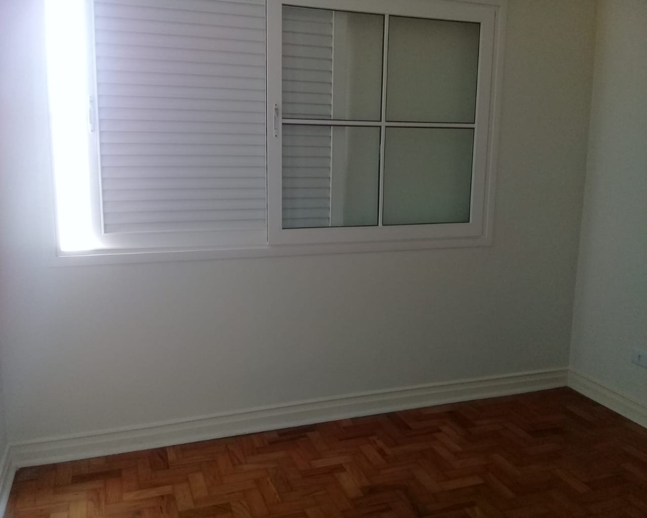 Apartamento para alugar com 3 quartos, 130m² - Foto 32