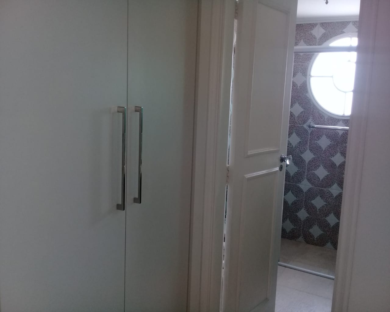 Apartamento para alugar com 3 quartos, 130m² - Foto 33