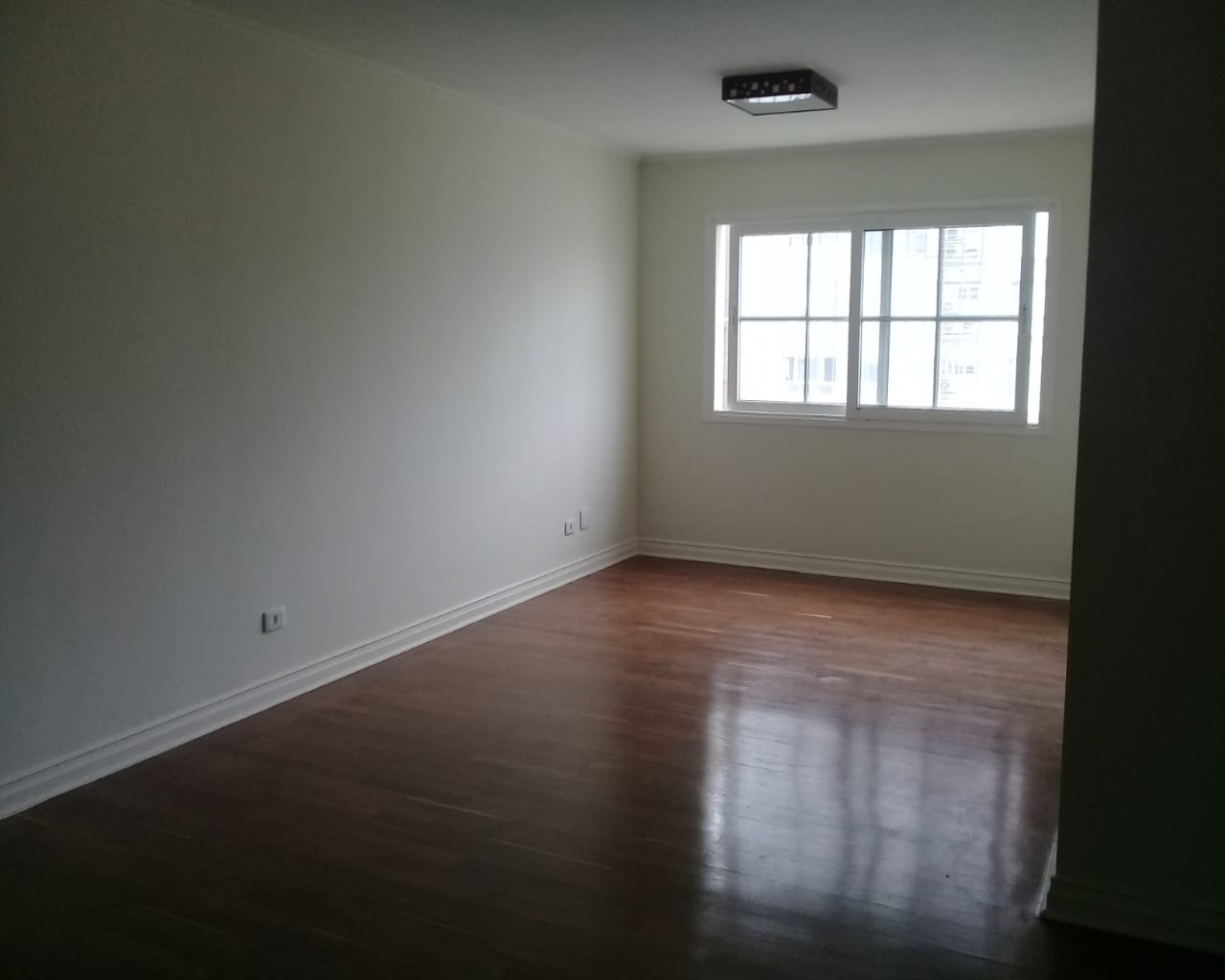 Apartamento para alugar com 3 quartos, 130m² - Foto 34