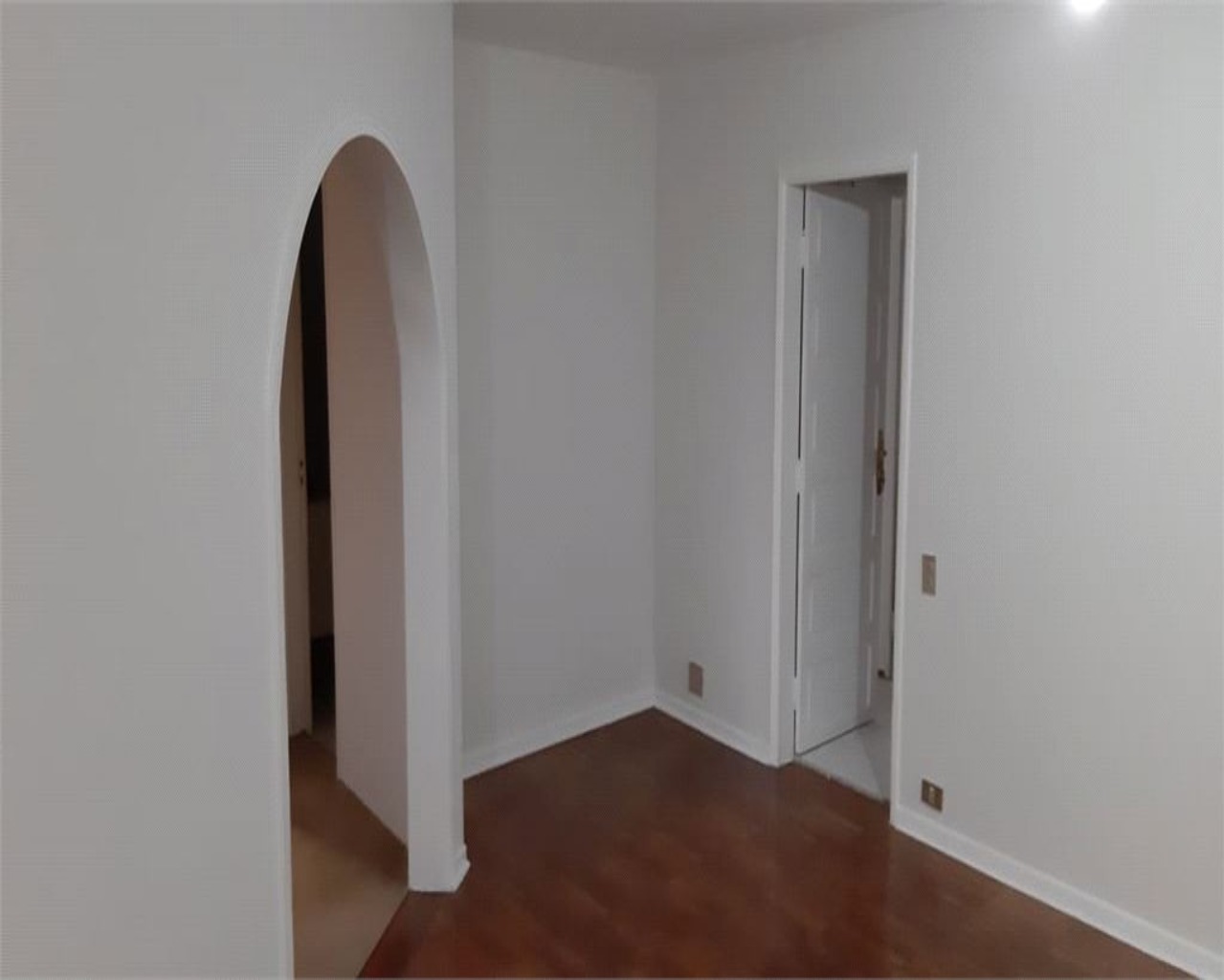 Apartamento à venda com 3 quartos, 130m² - Foto 11