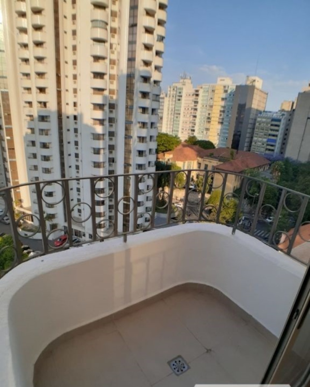 Apartamento para alugar com 1 quarto, 40m² - Foto 4