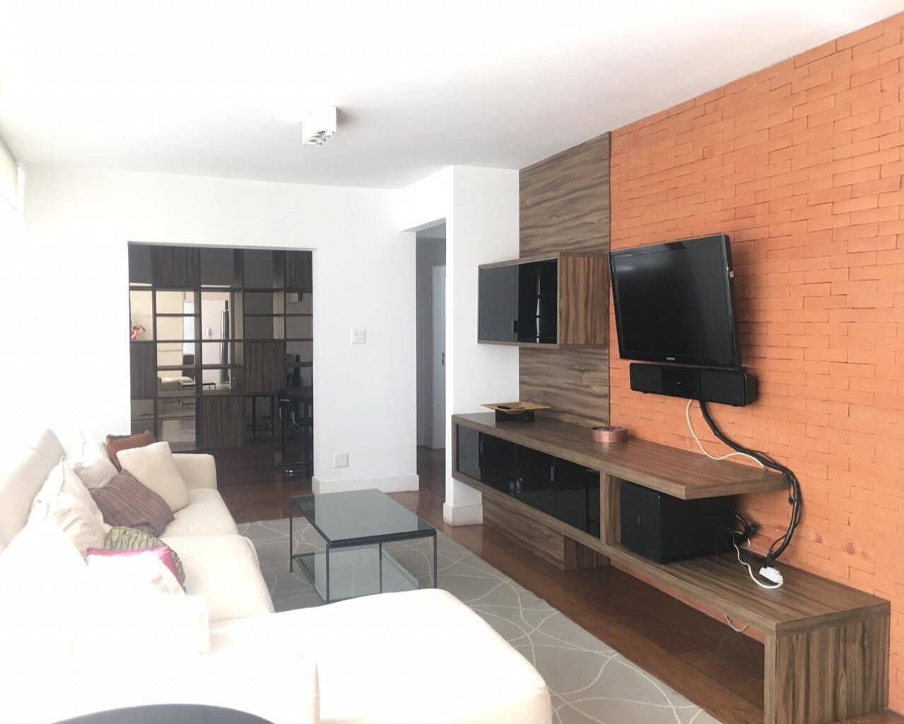 Apartamento para alugar com 2 quartos, 164m² - Foto 3