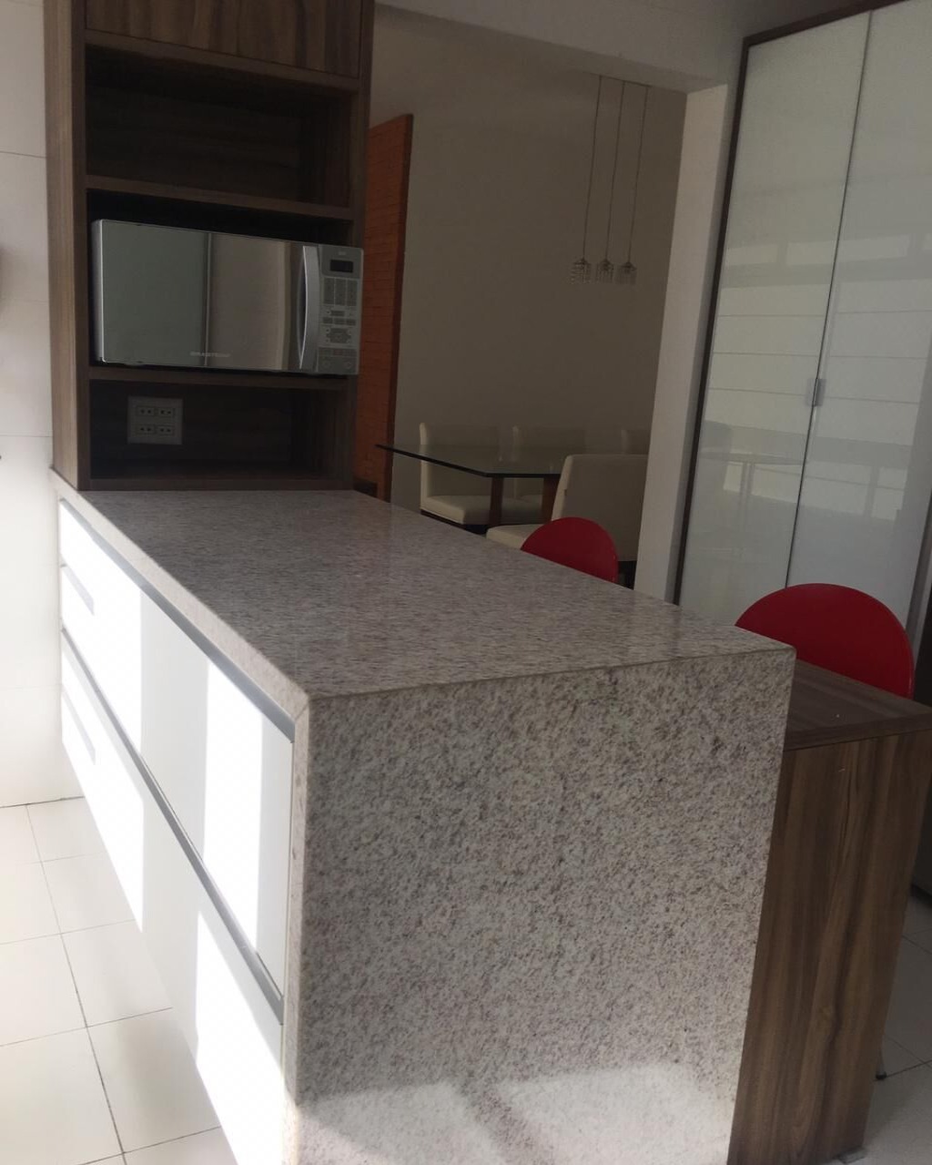 Apartamento para alugar com 2 quartos, 164m² - Foto 4