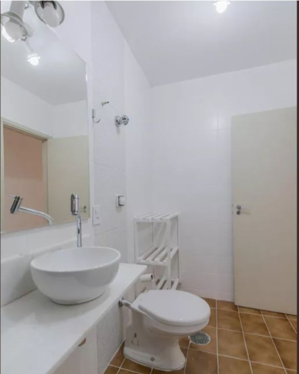 Apartamento para alugar com 2 quartos, 70m² - Foto 7