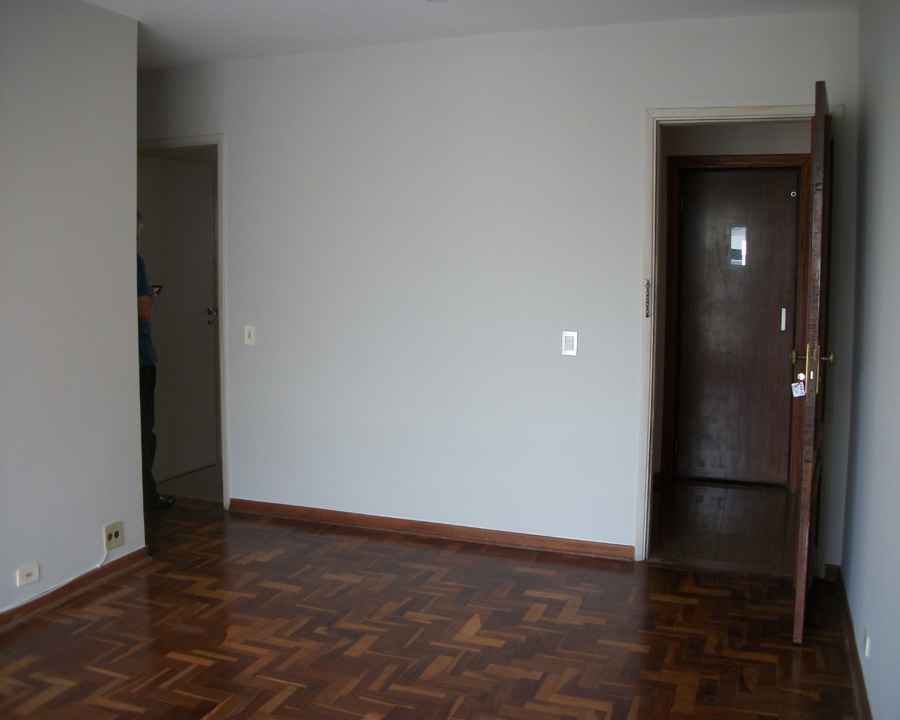 Apartamento para alugar com 3 quartos, 100m² - Foto 4