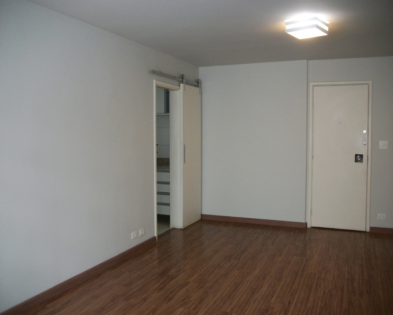 Apartamento para alugar com 2 quartos, 89m² - Foto 3