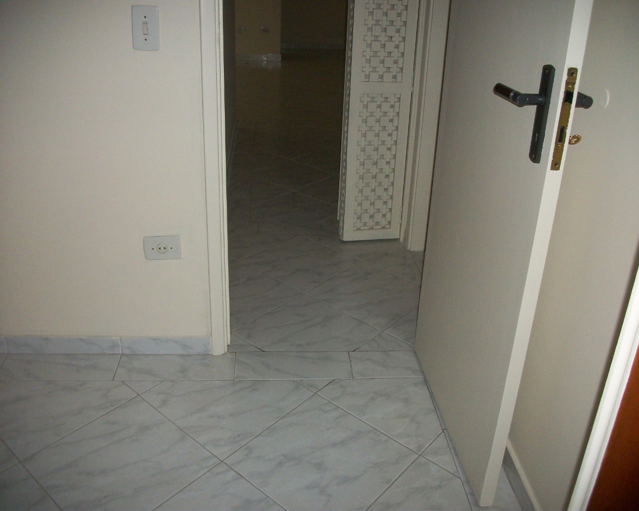 Apartamento para alugar com 2 quartos, 70m² - Foto 23