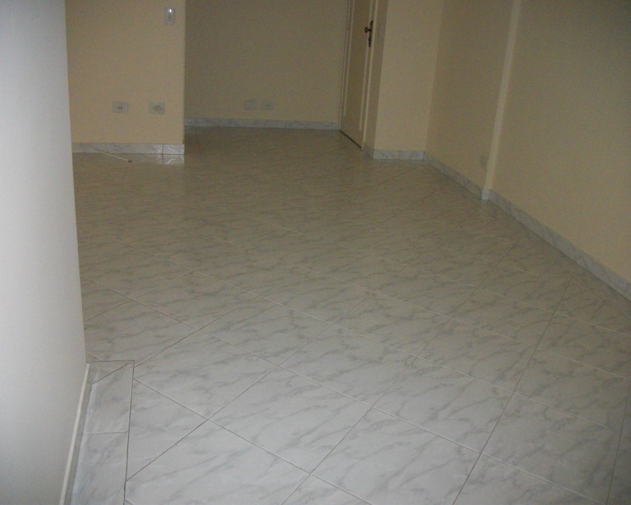 Apartamento para alugar com 2 quartos, 70m² - Foto 24