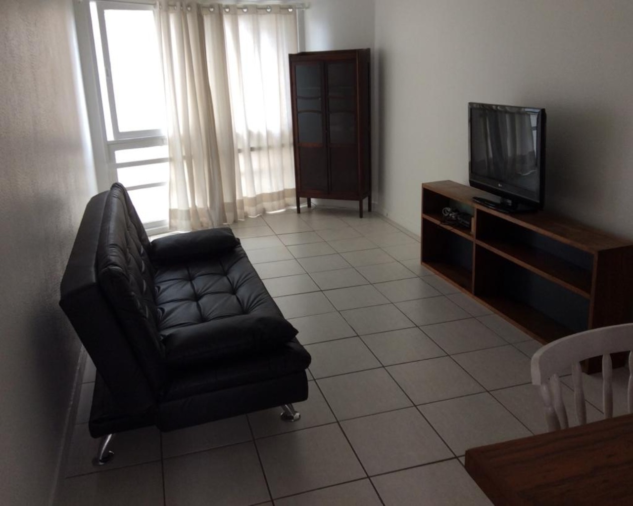 Apartamento para alugar com 1 quarto, 50m² - Foto 14