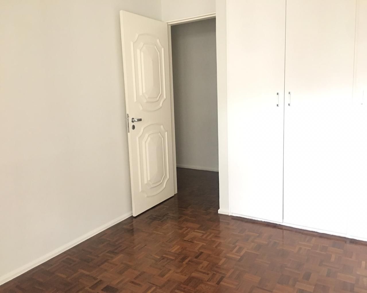 Apartamento para alugar com 2 quartos, 112m² - Foto 8