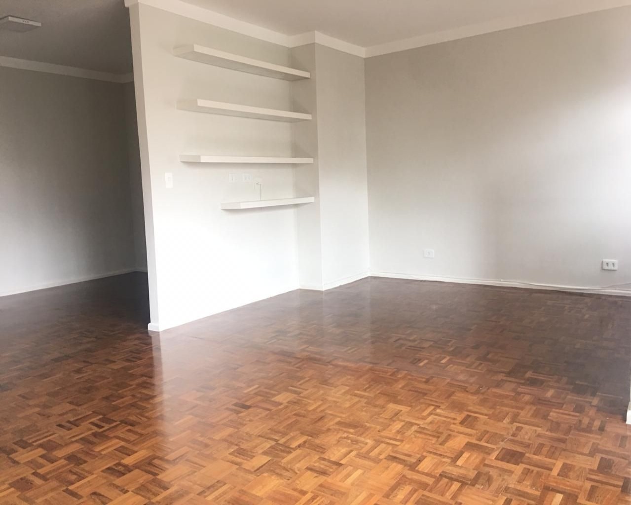 Apartamento para alugar com 2 quartos, 112m² - Foto 15