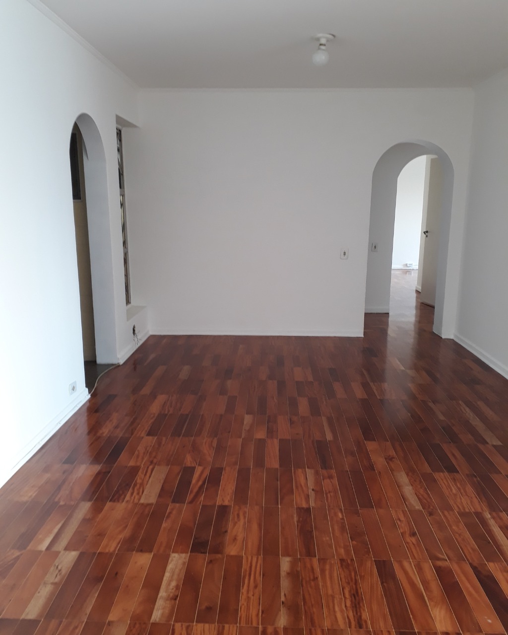 Apartamento para alugar com 3 quartos, 130m² - Foto 3