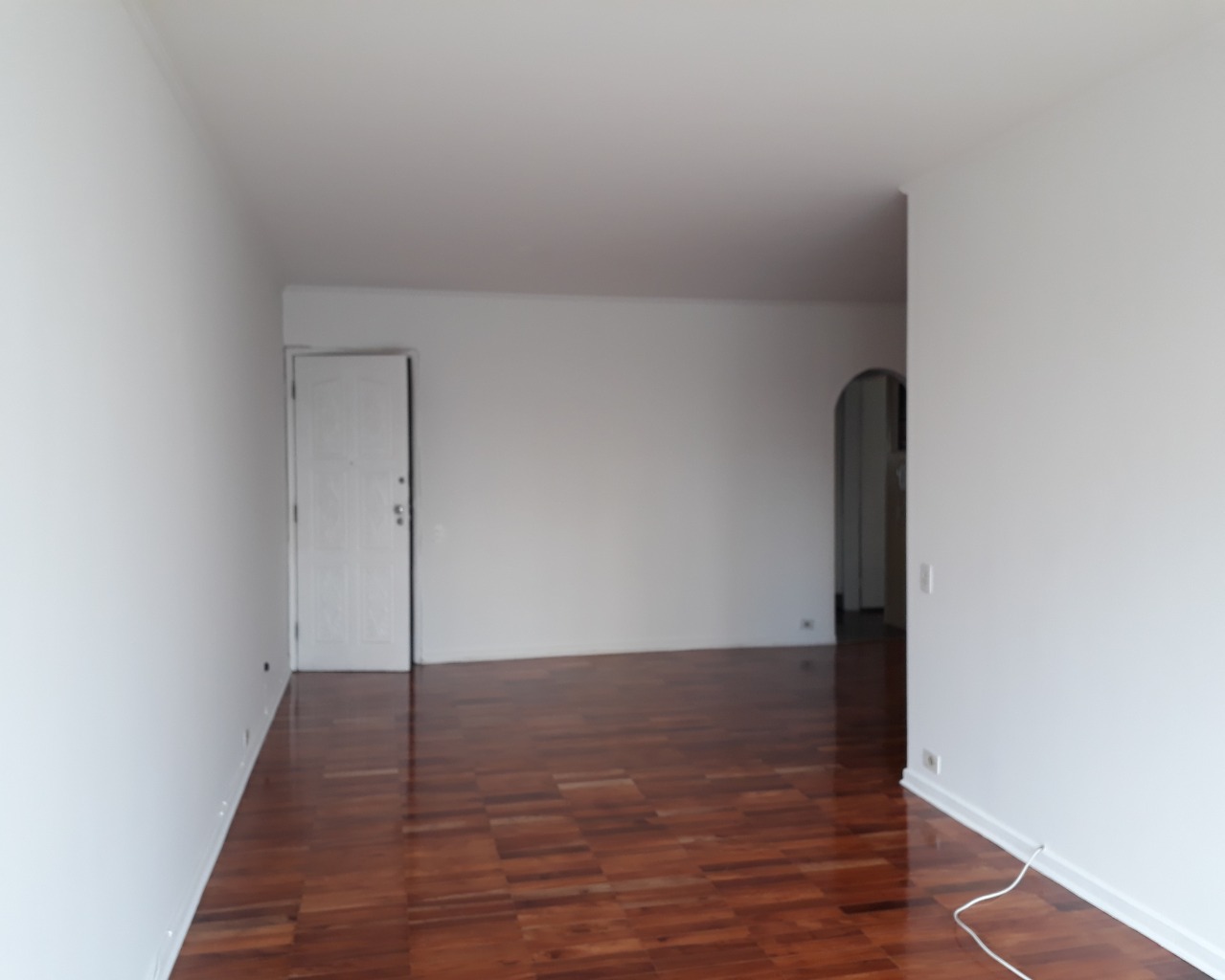 Apartamento para alugar com 3 quartos, 130m² - Foto 4