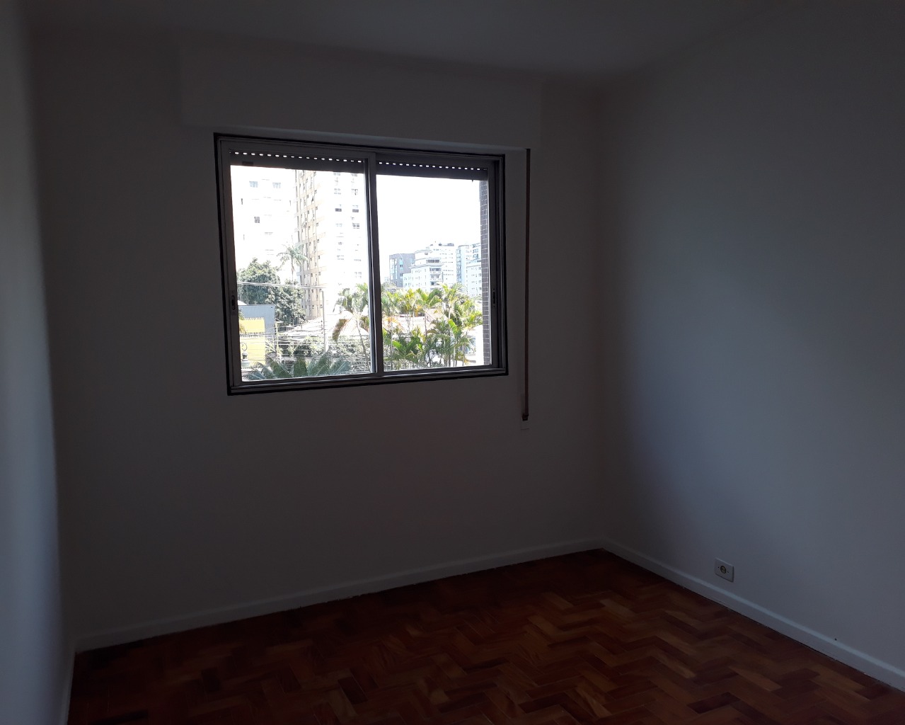 Apartamento para alugar com 3 quartos, 130m² - Foto 27