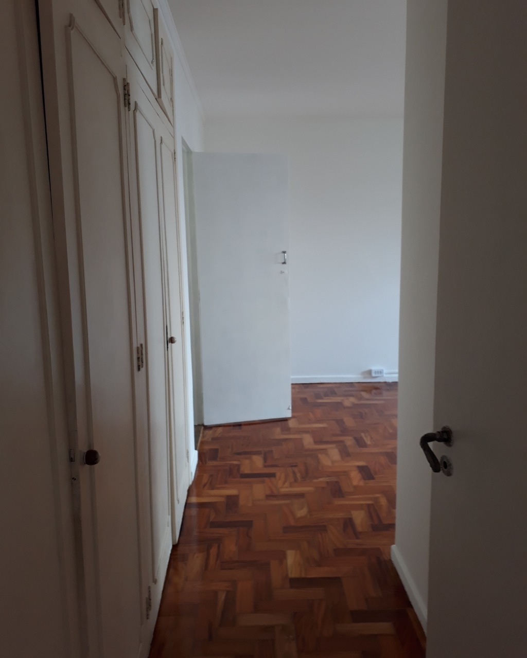 Apartamento para alugar com 3 quartos, 130m² - Foto 30