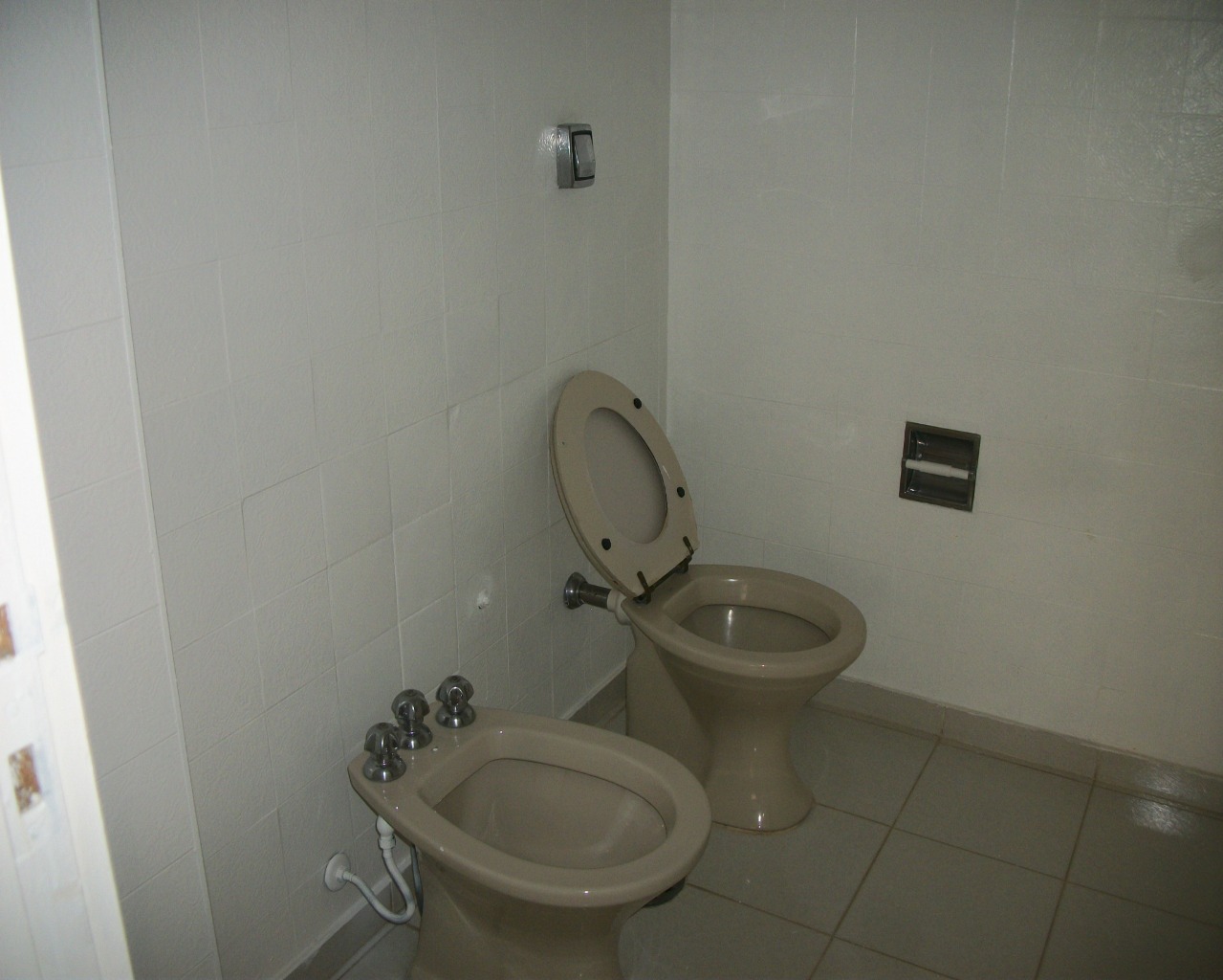 Apartamento para alugar com 3 quartos, 140m² - Foto 20