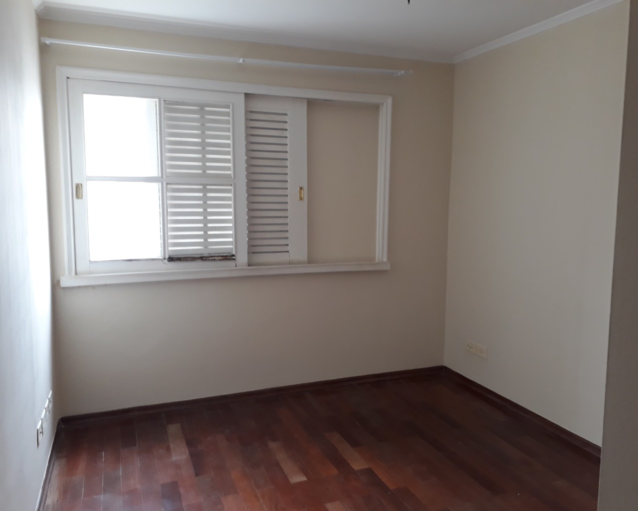 Apartamento para alugar com 3 quartos, 130m² - Foto 10