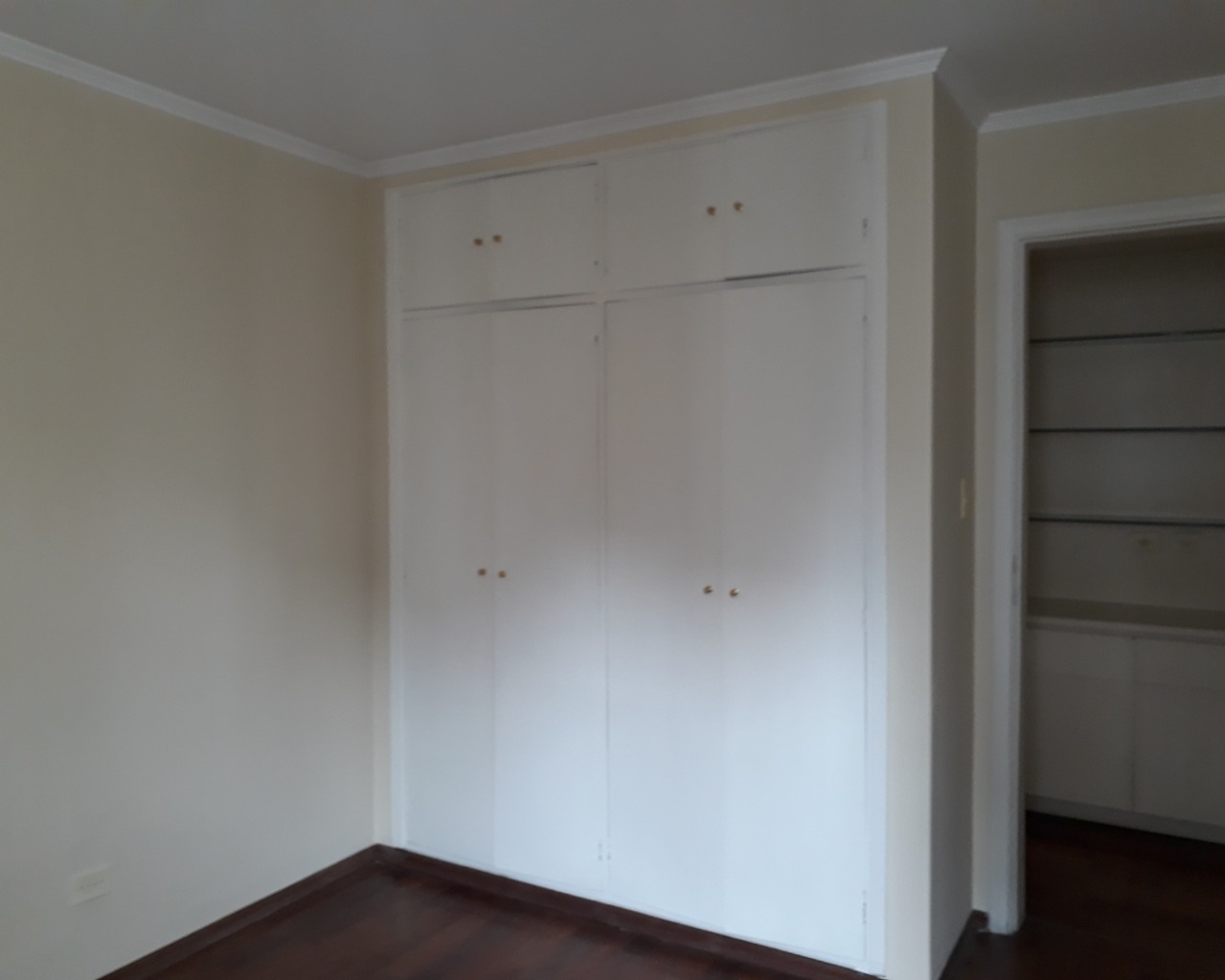 Apartamento para alugar com 3 quartos, 130m² - Foto 12