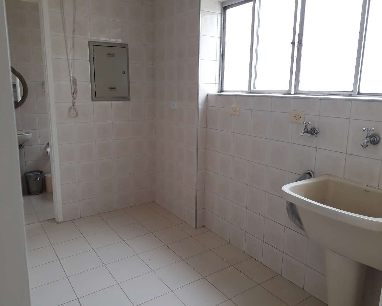 Apartamento para alugar com 3 quartos, 130m² - Foto 41