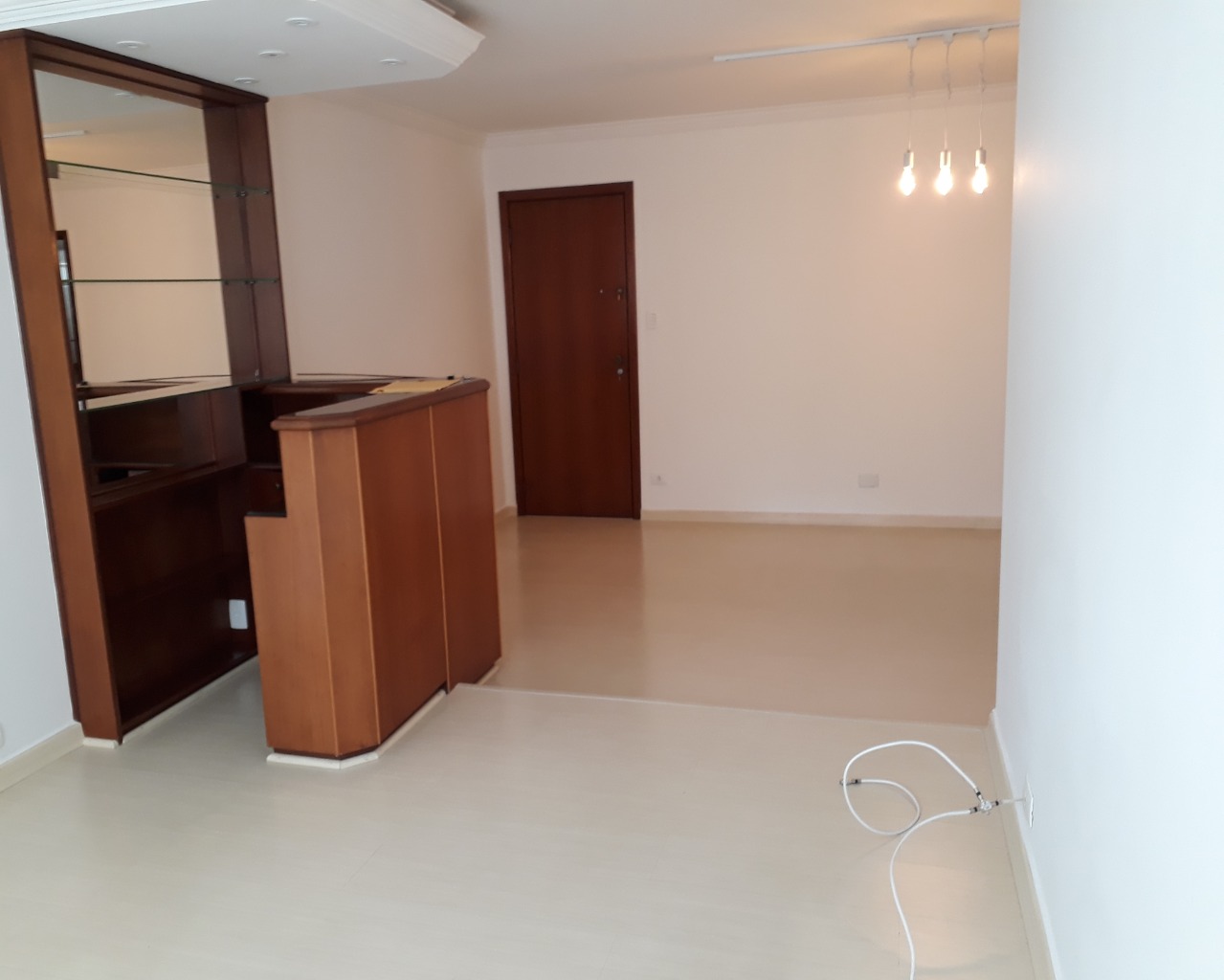 Apartamento para alugar com 3 quartos, 130m² - Foto 4