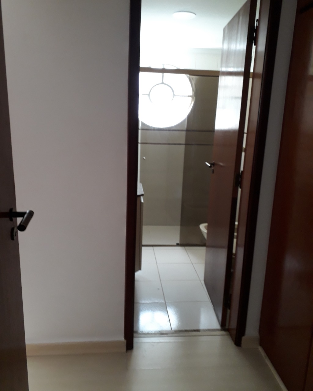 Apartamento para alugar com 3 quartos, 130m² - Foto 14