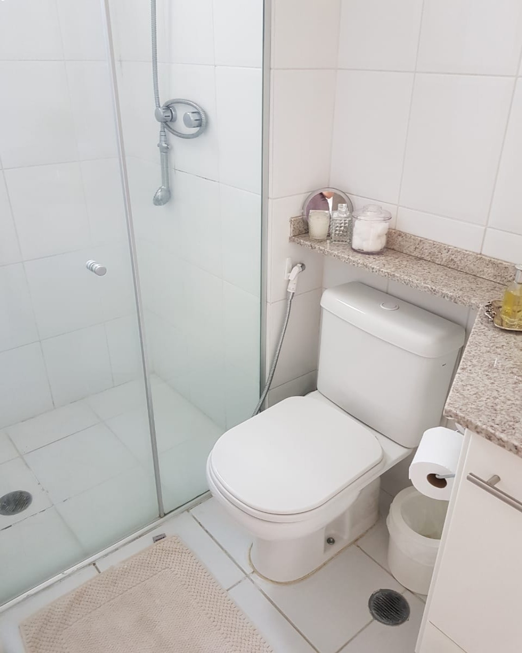 Apartamento para alugar com 2 quartos, 70m² - Foto 24