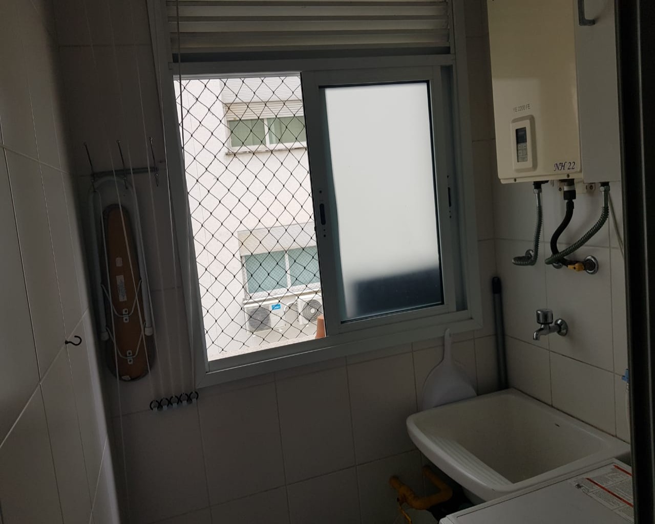 Apartamento para alugar com 2 quartos, 70m² - Foto 32