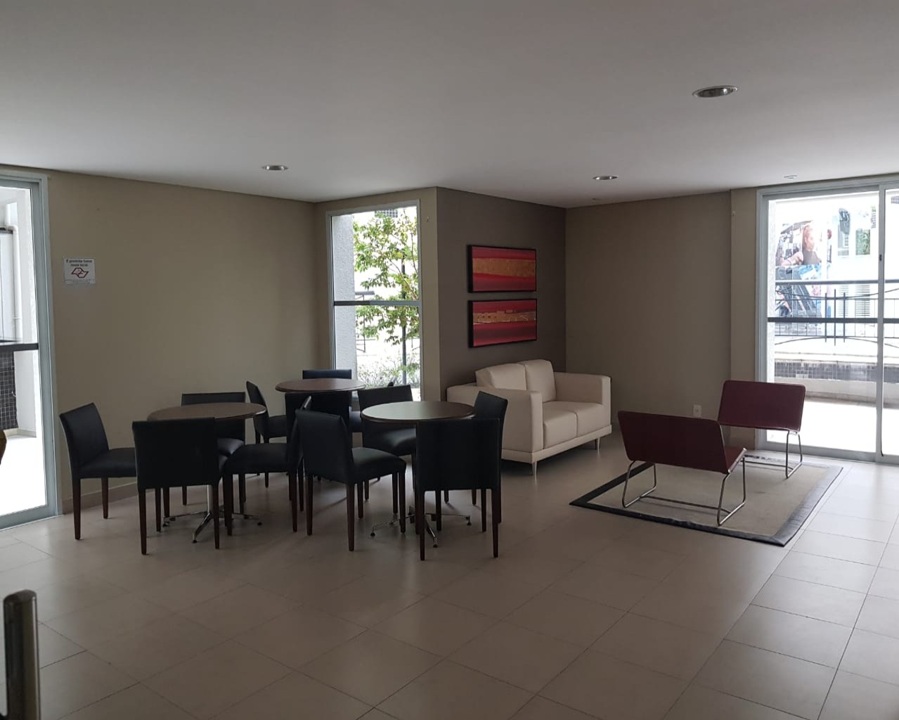 Apartamento para alugar com 2 quartos, 70m² - Foto 41