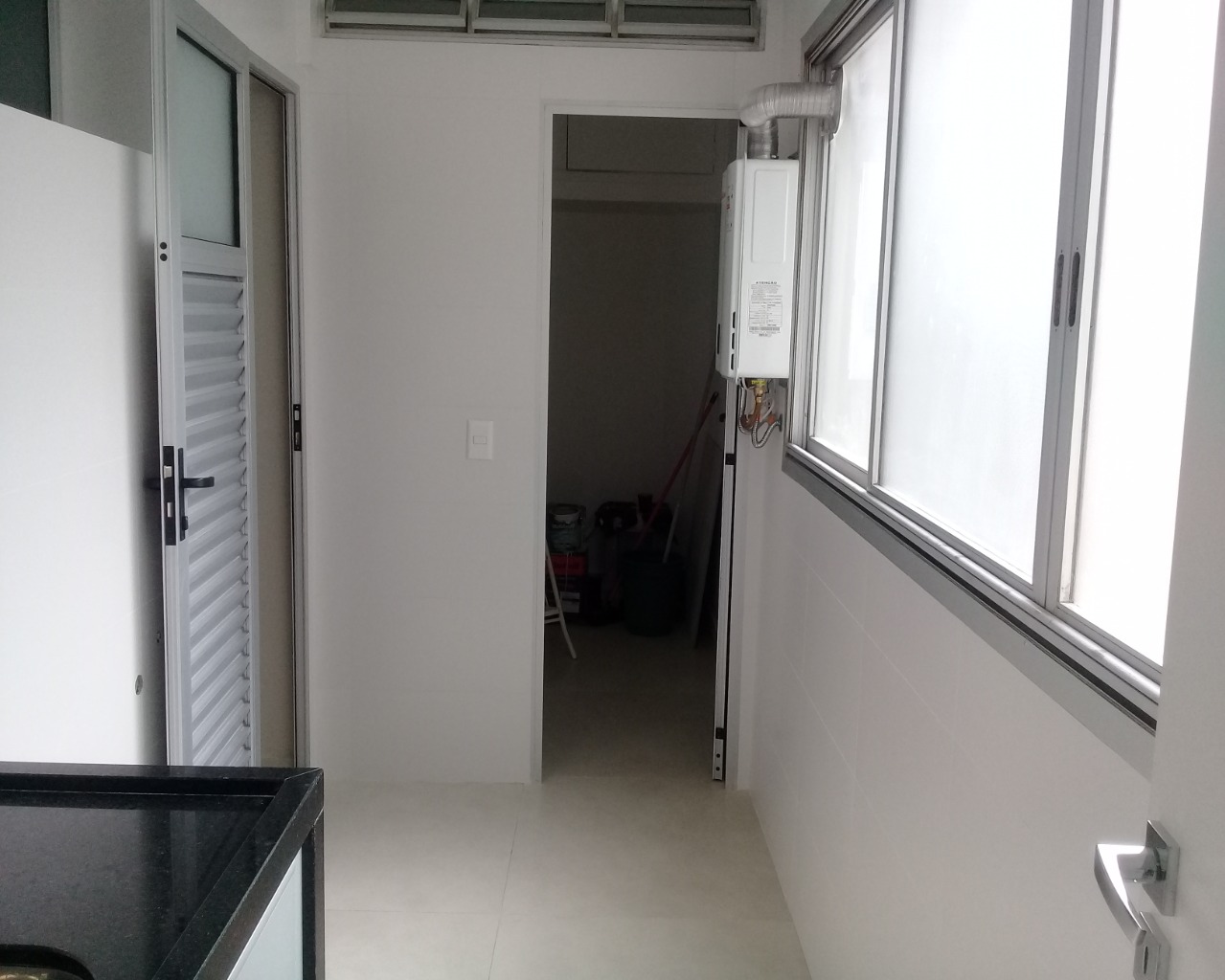 Apartamento à venda com 3 quartos, 130m² - Foto 12