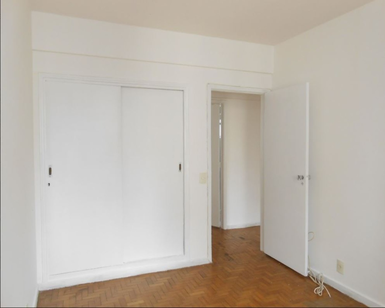 Apartamento para alugar com 3 quartos, 135m² - Foto 13