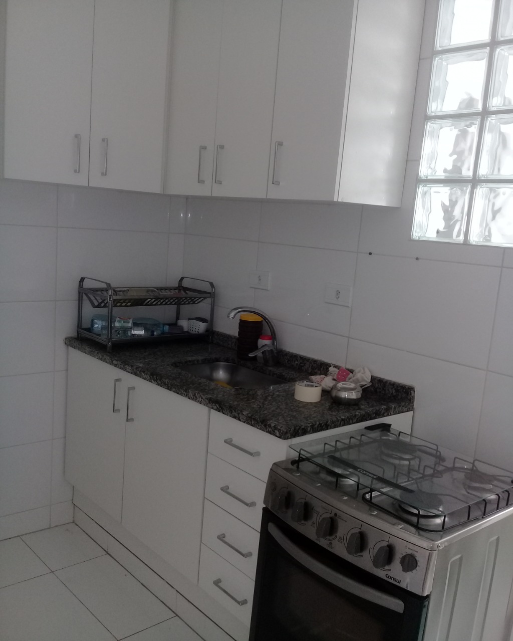 Apartamento à venda com 2 quartos, 70m² - Foto 2