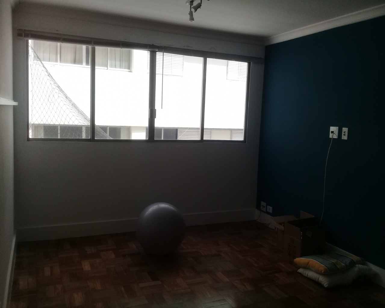 Apartamento à venda com 2 quartos, 70m² - Foto 9