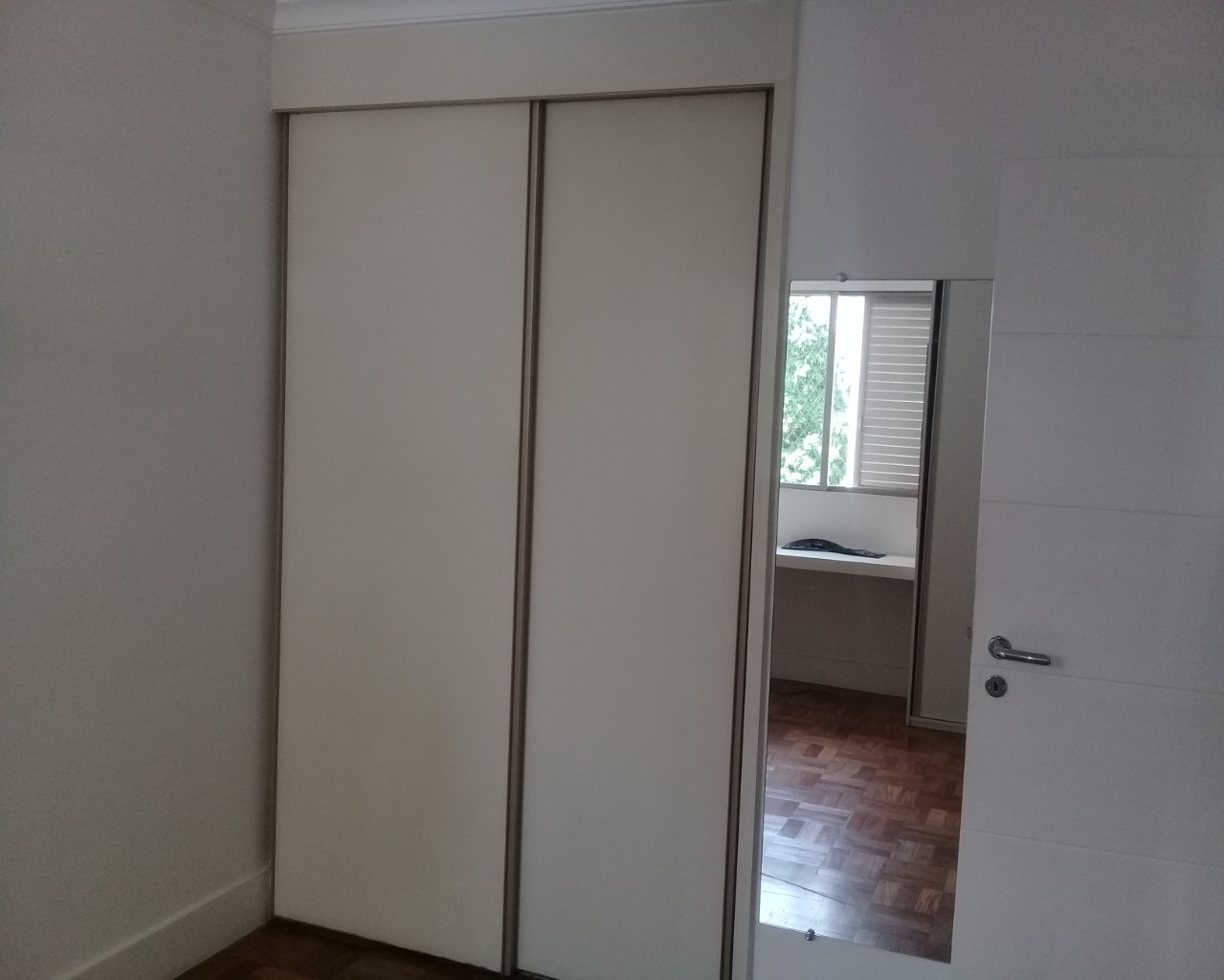 Apartamento à venda com 2 quartos, 70m² - Foto 17