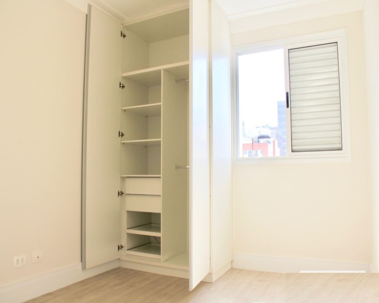 Apartamento para alugar com 2 quartos, 50m² - Foto 9