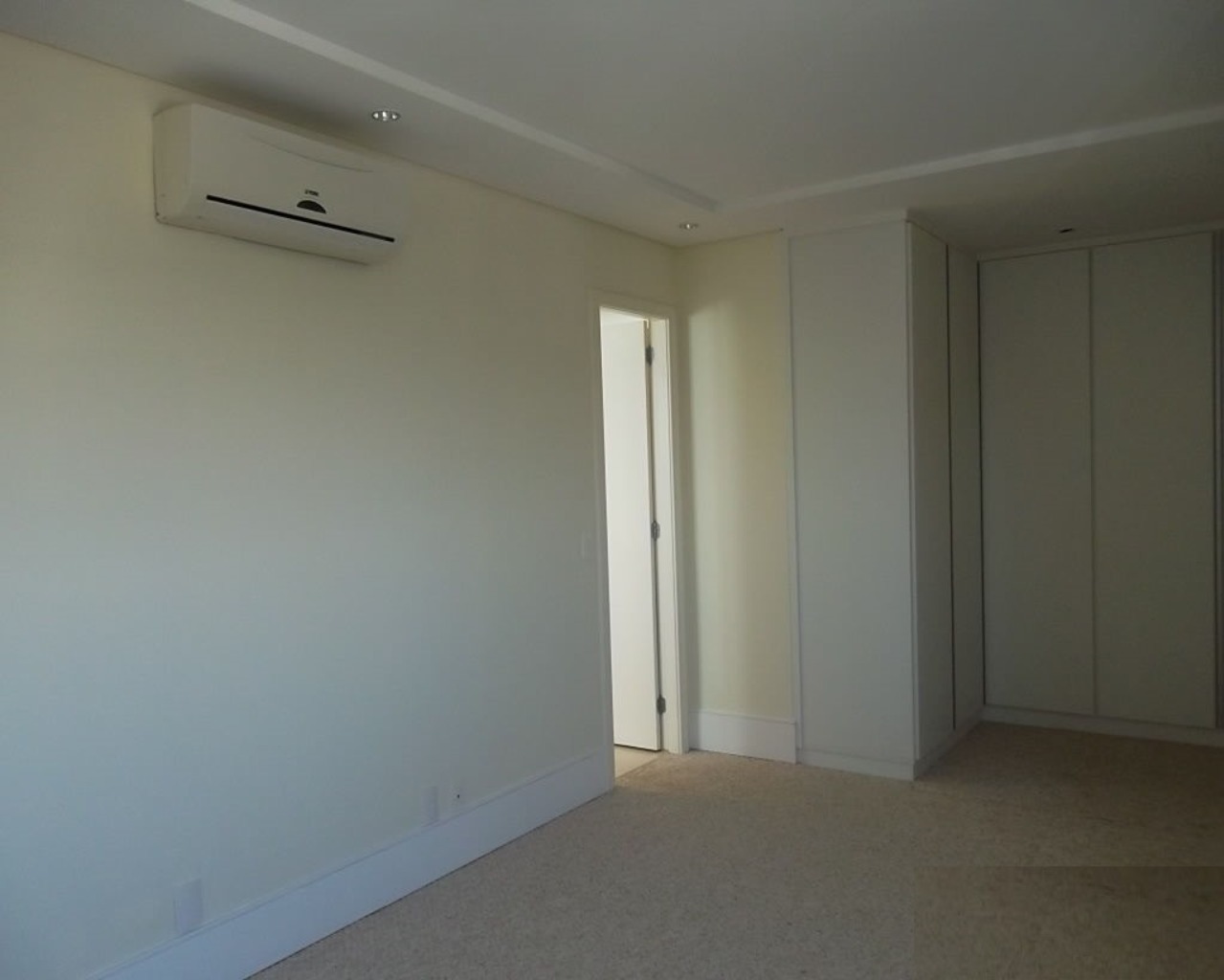 Apartamento para alugar com 3 quartos, 190m² - Foto 12