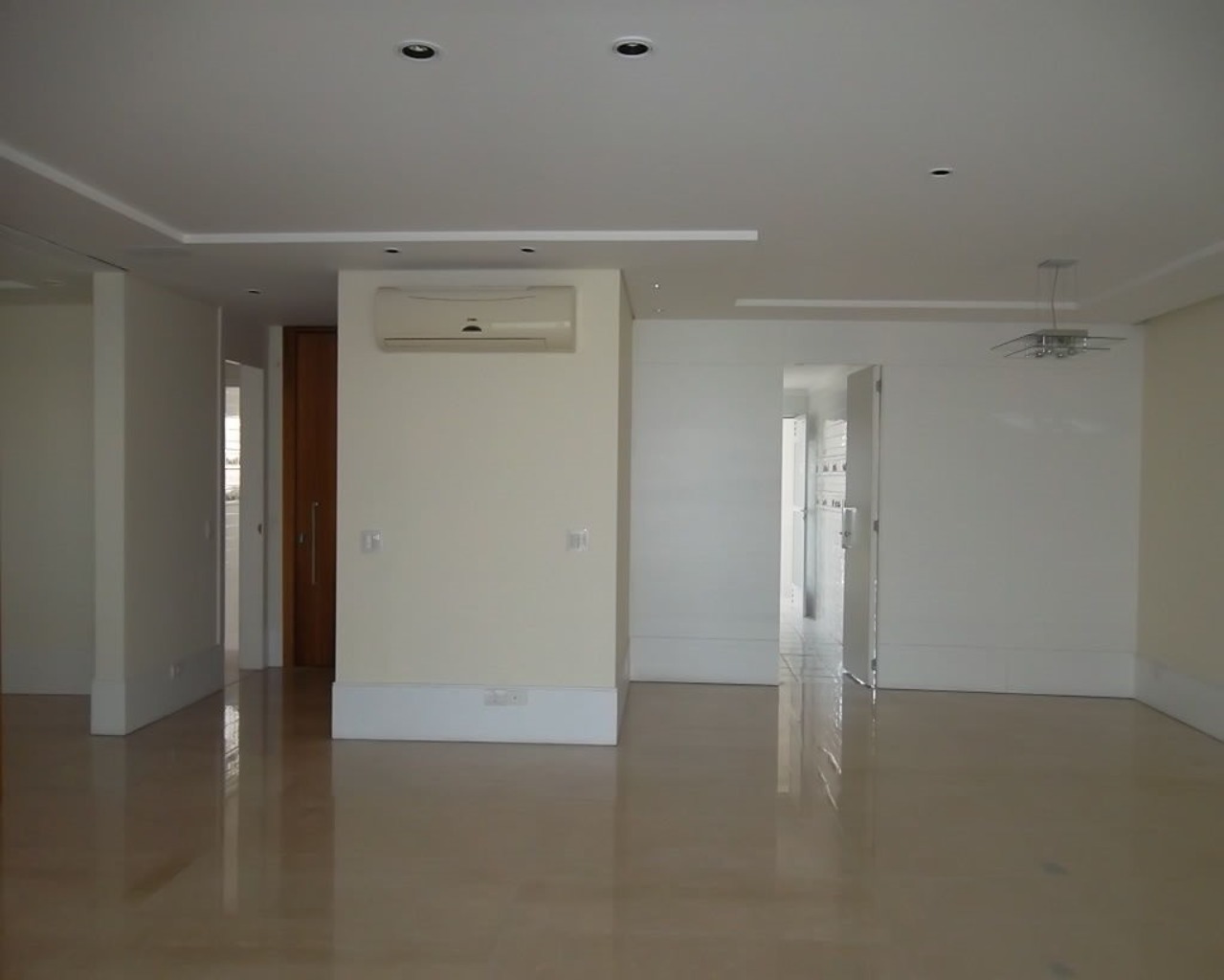 Apartamento para alugar com 3 quartos, 190m² - Foto 14