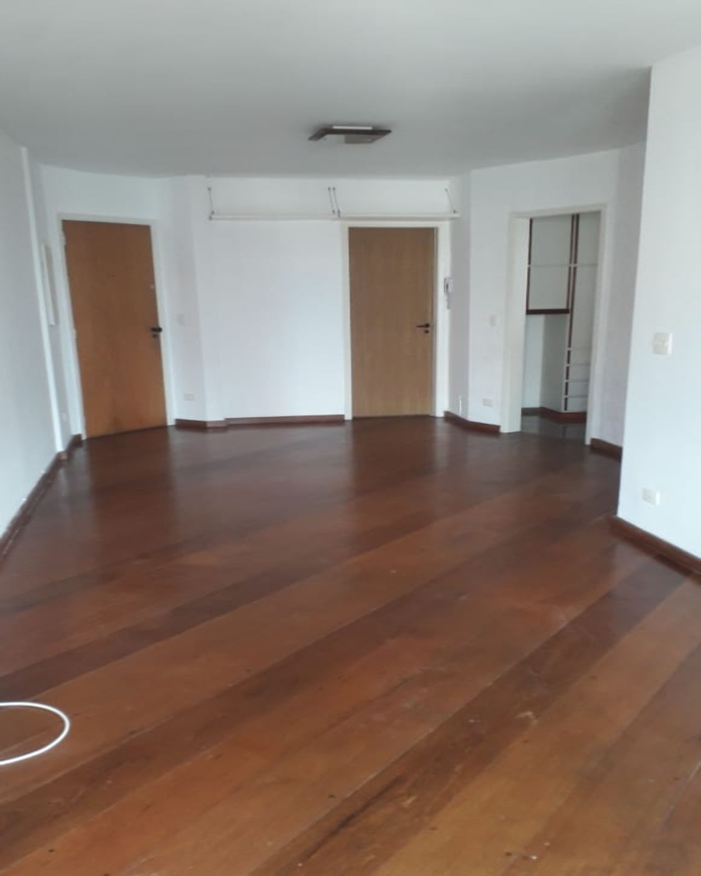 Apartamento para alugar com 2 quartos, 70m² - Foto 2