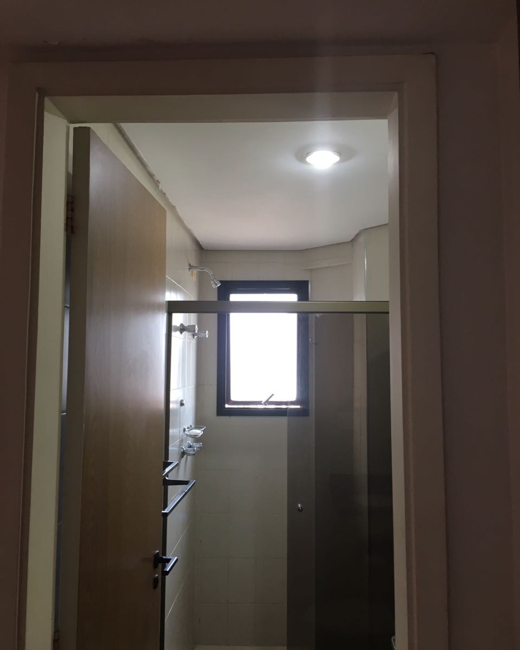 Apartamento para alugar com 2 quartos, 70m² - Foto 4