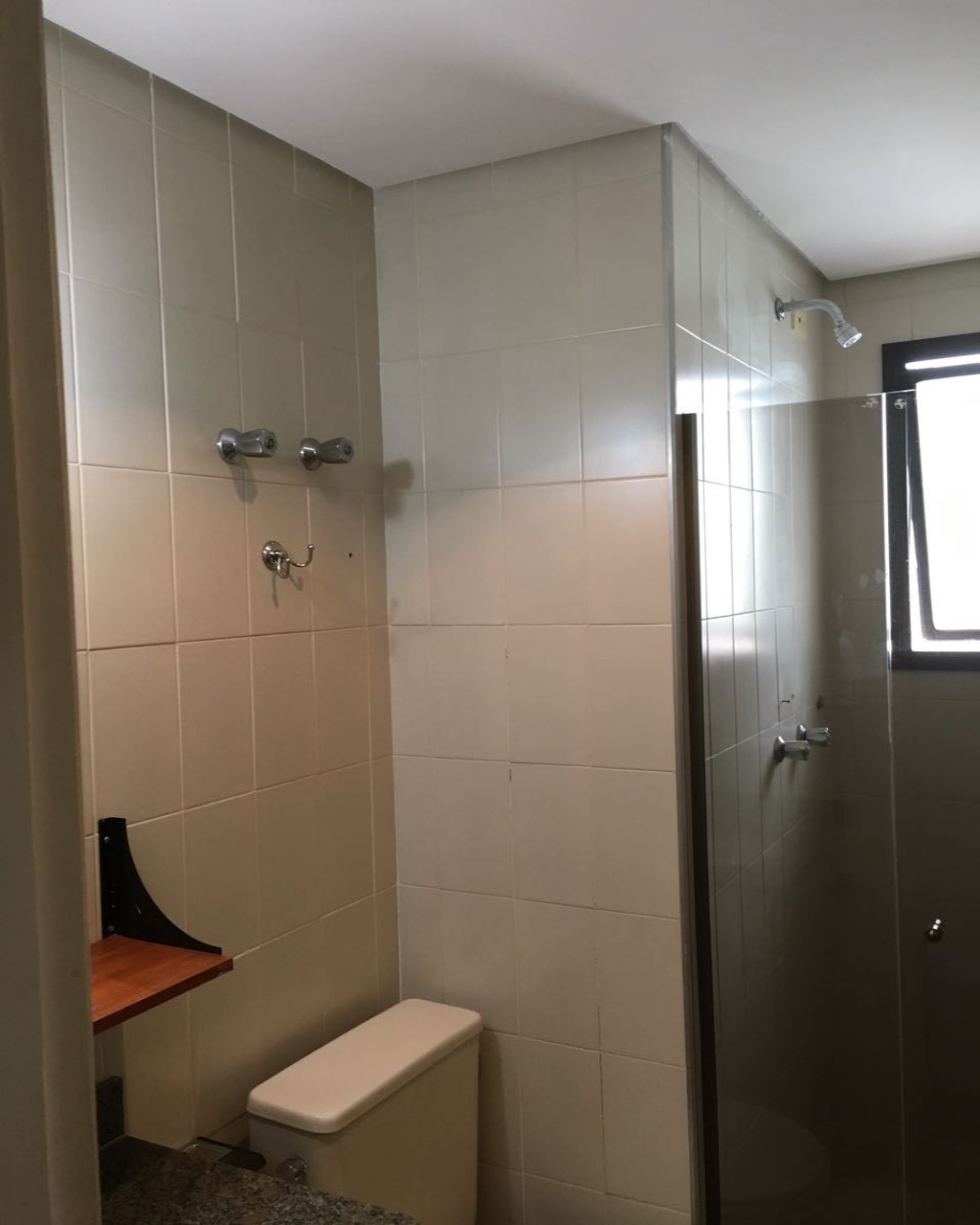 Apartamento para alugar com 2 quartos, 70m² - Foto 11