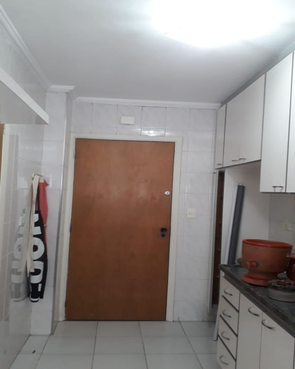 Apartamento para alugar com 2 quartos, 70m² - Foto 17