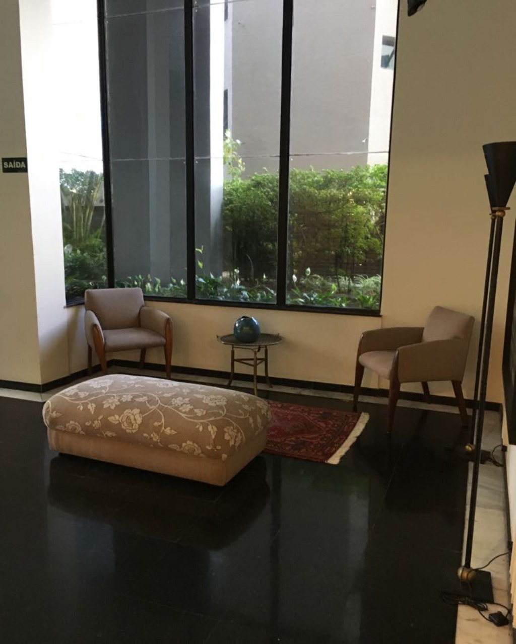 Apartamento para alugar com 2 quartos, 70m² - Foto 28