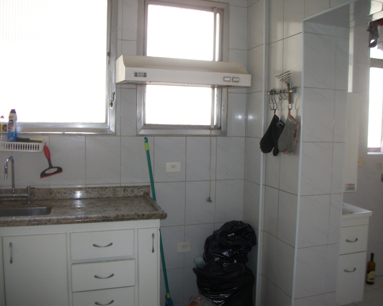 Apartamento para alugar com 2 quartos, 110m² - Foto 3