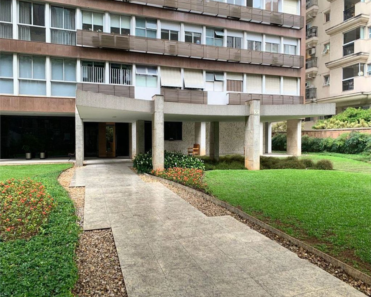 Apartamento para alugar com 3 quartos, 365m² - Foto 20