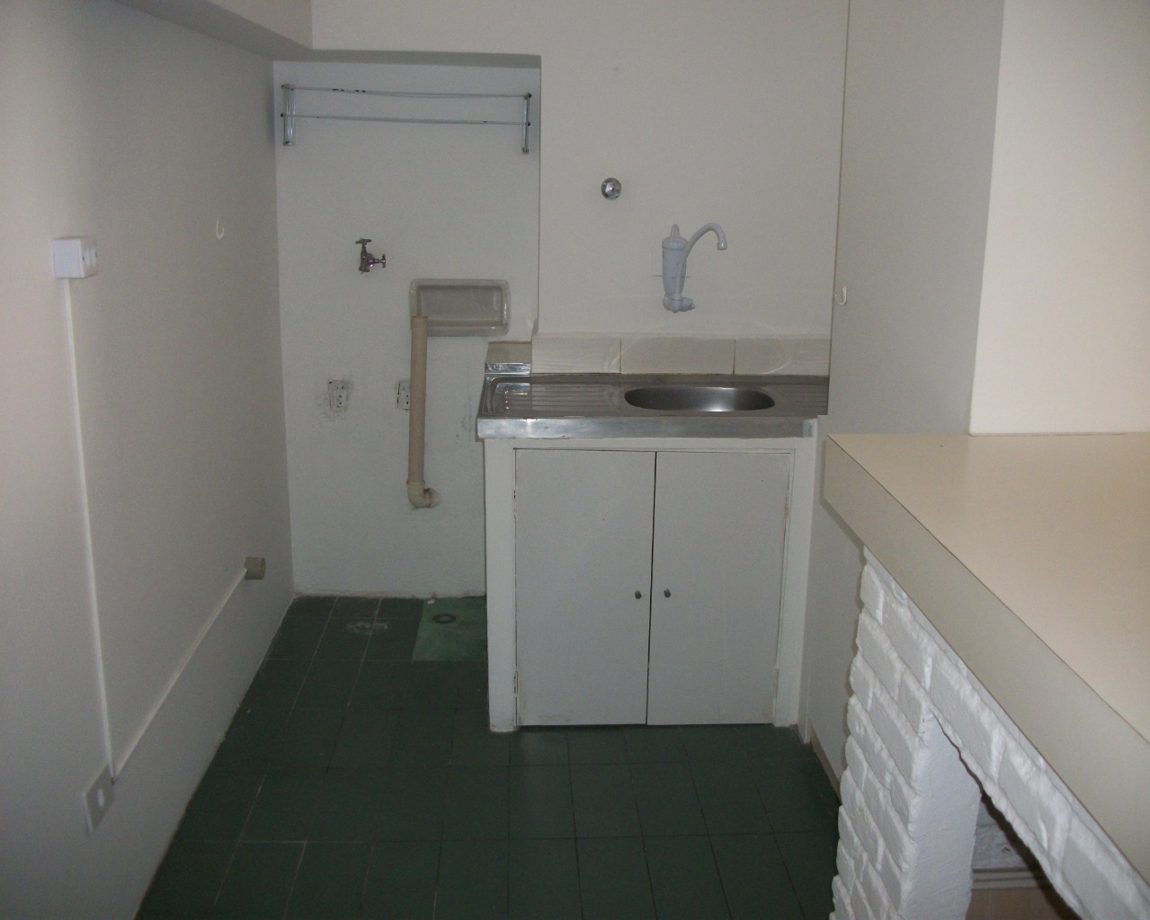 Apartamento para alugar com 1 quarto, 50m² - Foto 2