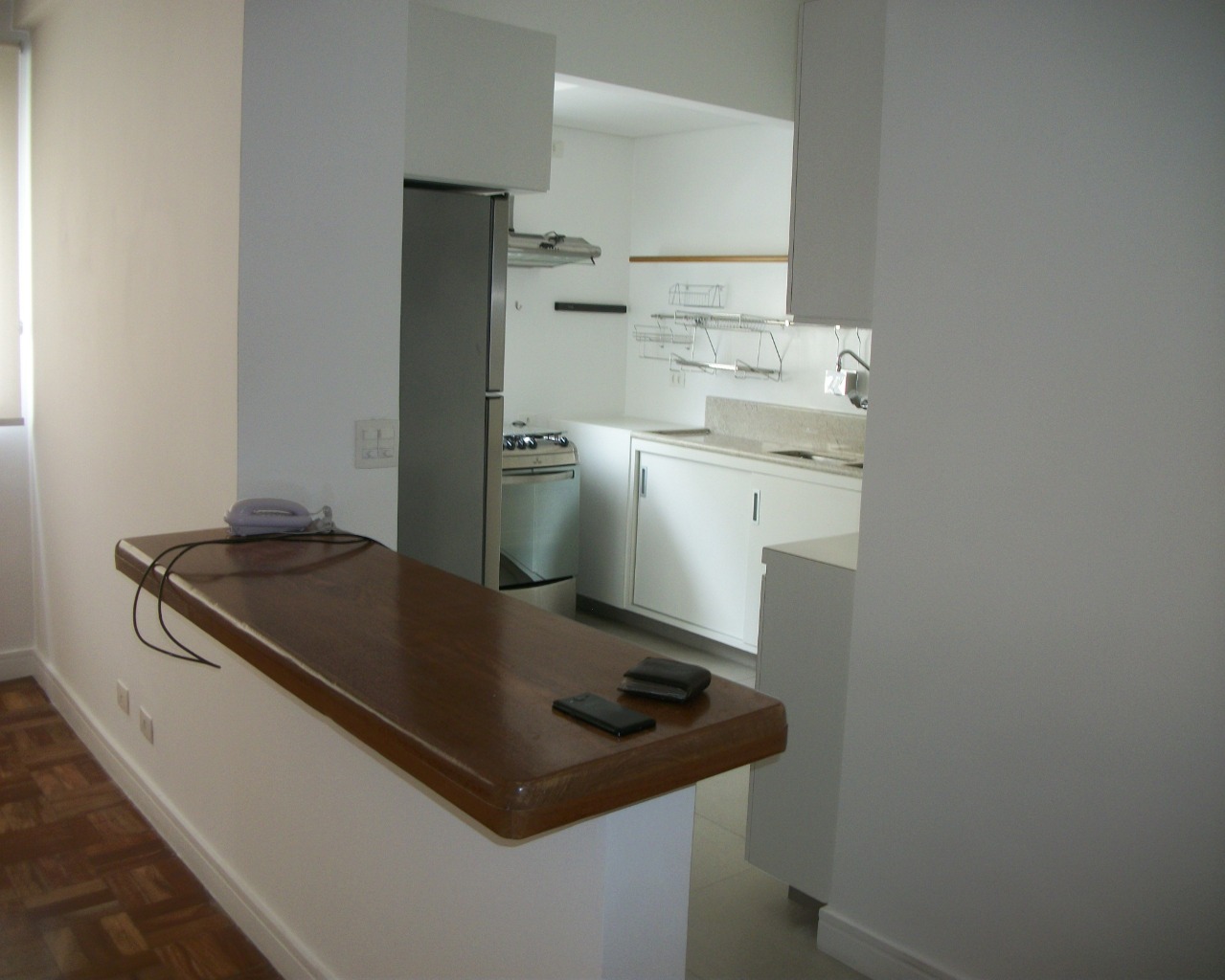 Apartamento à venda com 1 quarto, 70m² - Foto 4