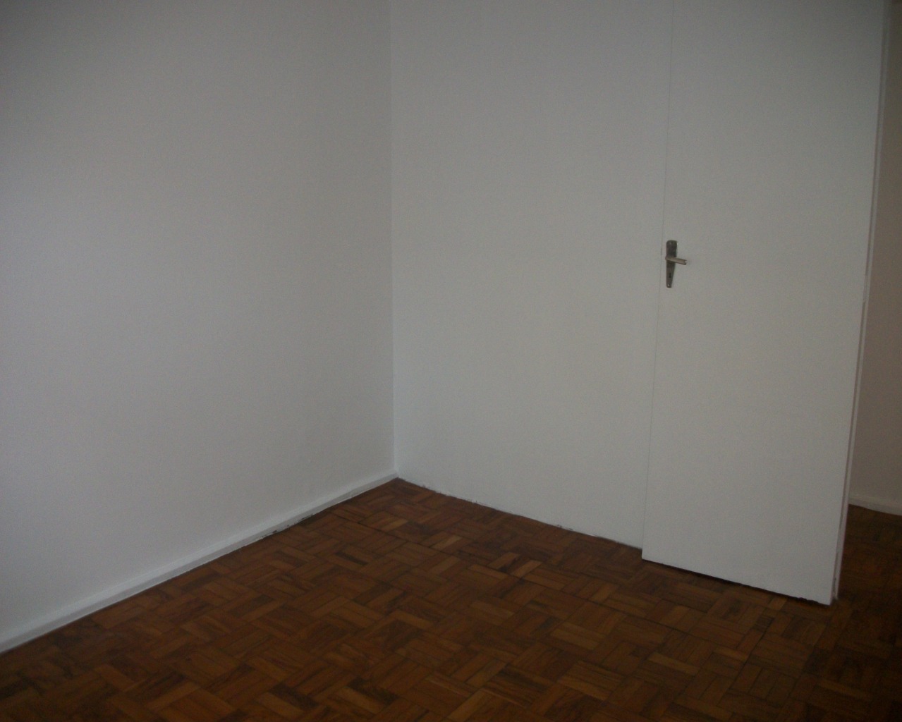 Apartamento para alugar com 2 quartos, 85m² - Foto 11