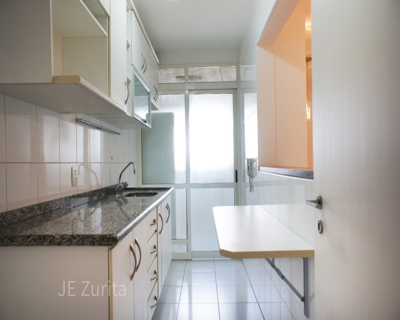 Apartamento para alugar com 2 quartos, 54m² - Foto 7