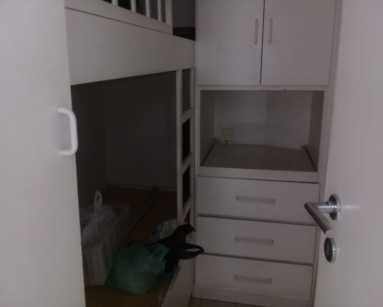 Apartamento para alugar com 3 quartos, 130m² - Foto 7