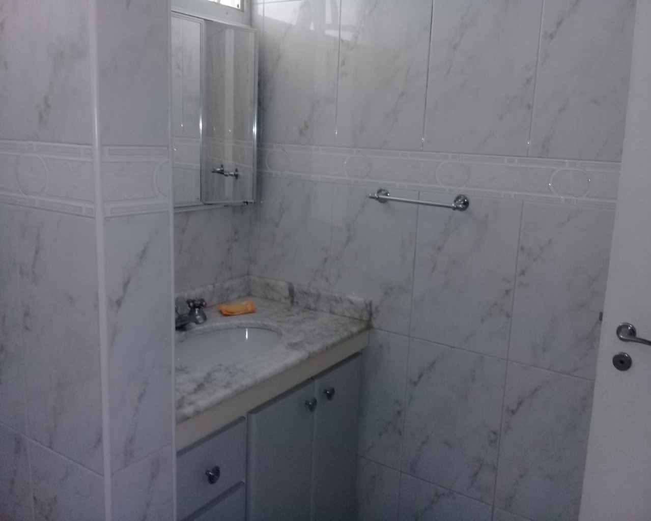 Apartamento para alugar com 3 quartos, 130m² - Foto 9